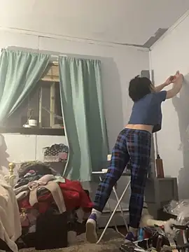 DominiqueX0 online show from March 4, 2026, 5:24 am