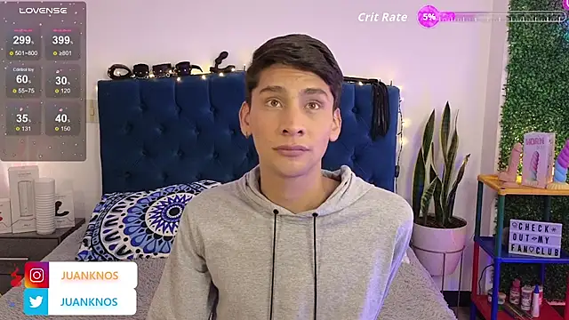 Snapshot of by_pandora chatting on March 9, 2026, 7:07 pm by pandora online show from March 9, 2026, 7:07 pm