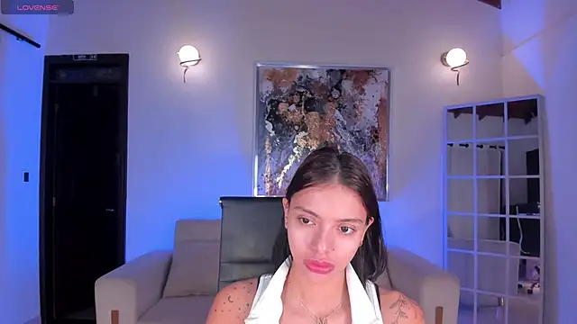 Snapshot of MaraRicci chatting on January 15, 2025, 10:49 am MaraRicci online show from January 15, 2025, 10:49 am