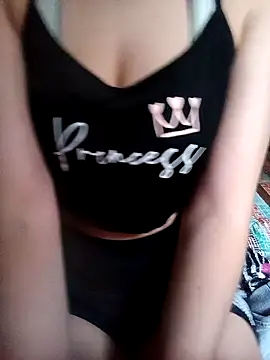 Snapshot of LissaThompsom chatting on January 27, 2025, 11:43 am LissaThompsom online show from January 27, 2025, 11:43 am