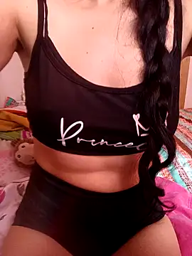 Snapshot of LissaThompsom chatting on January 30, 2025, 4:13 pm LissaThompsom online show from January 30, 2025, 4:13 pm