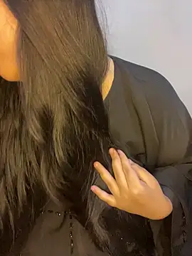 Snapshot of Mayacrayzi chatting on September 22, 2025, 7:43 am Mayacrayzi online show from September 22, 2025, 7:43 am