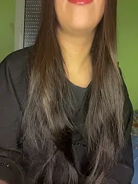 Mayacrayzi online show from June 9, 2026, 8:26 am