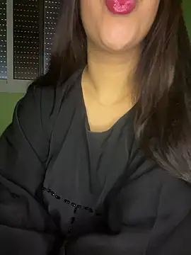 Mayacrayzi online show from June 20, 2026, 9:23 am