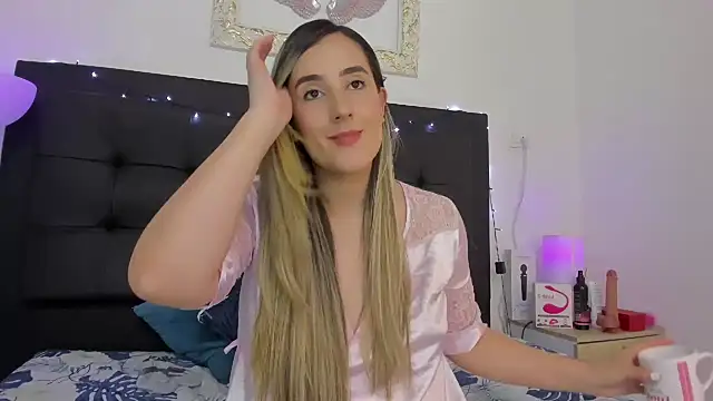 Hanna86 online show from January 15, 2025, 2:49 am