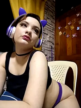 Snapshot of WanOn3Fanny chatting on March 21, 2025, 6:05 am WanOn3Fanny online show from March 21, 2025, 6:05 am