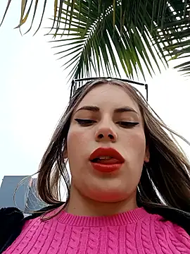 Snapshot of Misscata1106 chatting on February 14, 2026, 7:10 pm Misscata1106 online show from February 14, 2026, 7:10 pm