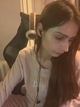 Snapshot of LaPetitechienne1 chatting on January 27, 2025, 5:26 pm LaPetitechienne1 online show from January 27, 2025, 5:26 pm