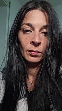 patatinahot87 online show from May 6, 2026, 7:19 pm