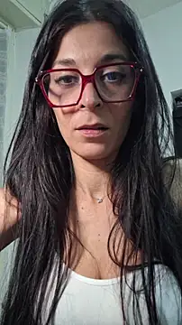 patatinahot87 online show from May 13, 2026, 4:26 pm