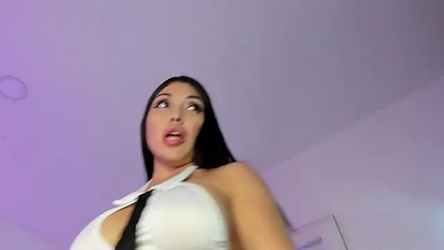 Snapshot of _brenda_becker chatting on March 13, 2026, 7:42 pm brenda becker online show from March 13, 2026, 7:42 pm