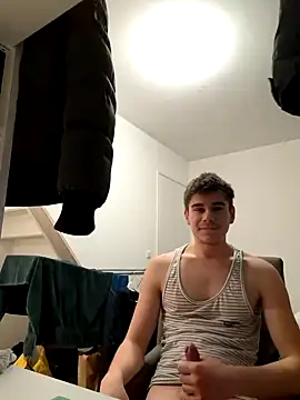 bestboy18 online show from December 5, 2024, 6:11 pm