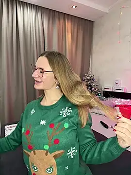 Snapshot of Milf_Tea chatting on December 25, 2024, 12:59 am Milf Tea online show from December 25, 2024, 12:59 am