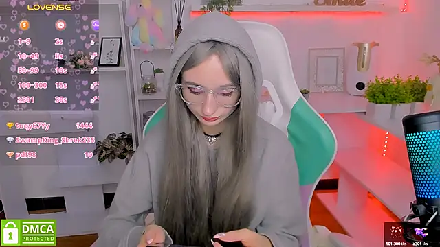 Katia Kim online show from February 15, 2025, 12:43 pm