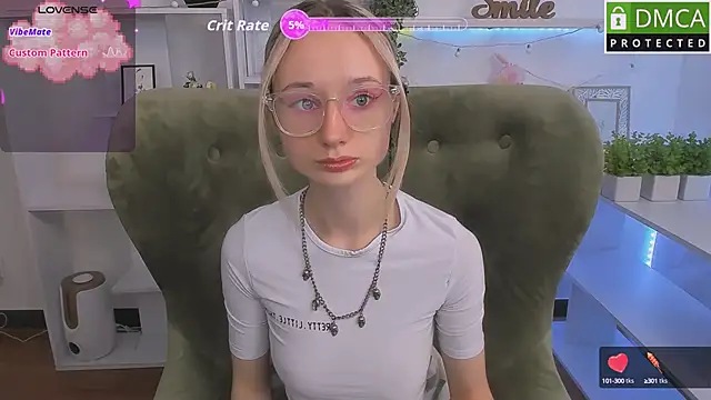 Katia Kim online show from September 12, 2025, 5:40 am