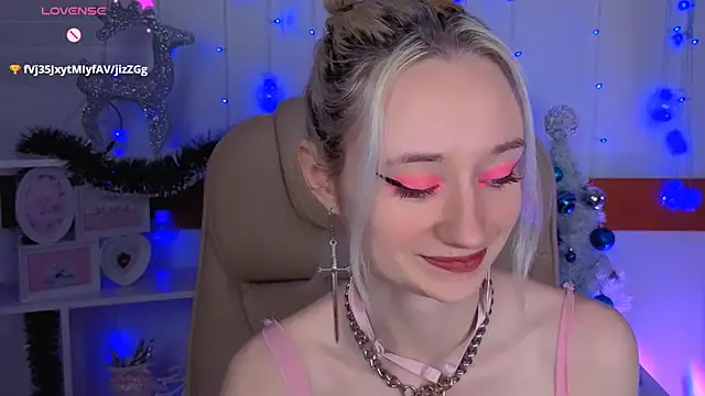 Katia Kim online show from December 23, 2025, 6:22 am