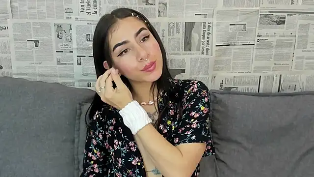 Mhelanny2 online show from December 14, 2024, 1:17 am