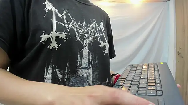 Mhelanny2 online show from February 4, 2026, 5:19 pm