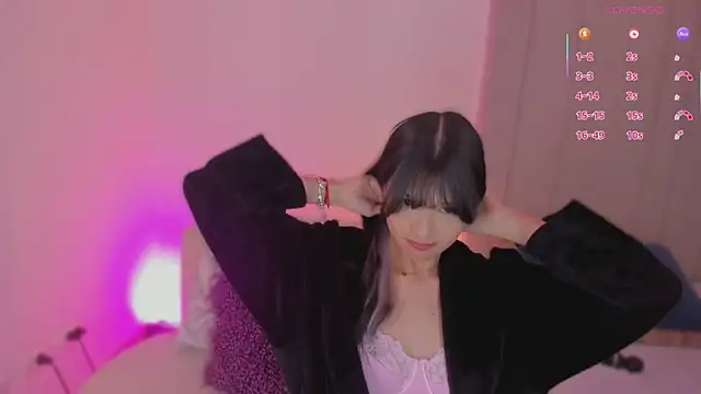 Snapshot of luisah_ chatting on April 30, 2026, 8:48 pm luisah online show from April 30, 2026, 8:48 pm