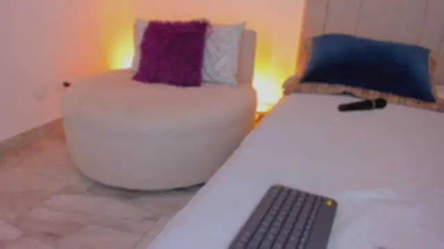 Snapshot of luisah_ chatting on May 2, 2026, 9:20 pm luisah online show from May 2, 2026, 9:20 pm