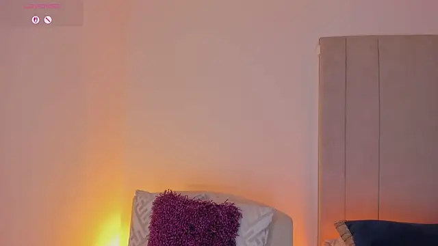 Snapshot of luisah_ chatting on July 2, 2026, 7:09 pm luisah online show from July 2, 2026, 7:09 pm