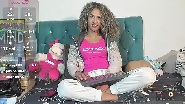 Snapshot of StefanyMiler chatting on June 16, 2026, 8:39 am StefanyMiler online show from June 16, 2026, 8:39 am