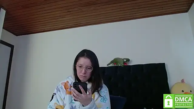 Sophi Cute online show from December 15, 2024, 7:31 pm