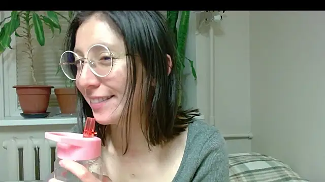 Sophi Cute online show from February 17, 2025, 7:53 pm