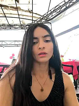 Snapshot of Sam_Sara chatting on November 4, 2025, 9:36 pm Sam Sara online show from November 4, 2025, 9:36 pm