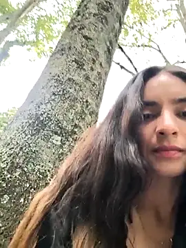 Snapshot of Sam_Sara chatting on November 21, 2025, 5:33 pm Sam Sara online show from November 21, 2025, 5:33 pm