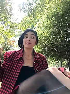 Snapshot of Sam_Sara chatting on December 3, 2025, 6:17 pm Sam Sara online show from December 3, 2025, 6:17 pm