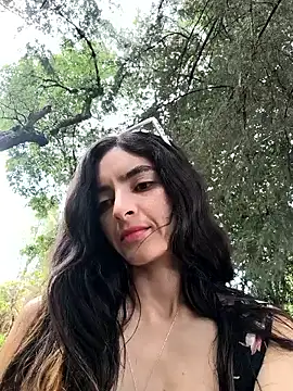 Snapshot of Sam_Sara chatting on February 21, 2026, 2:51 pm Sam Sara online show from February 21, 2026, 2:51 pm