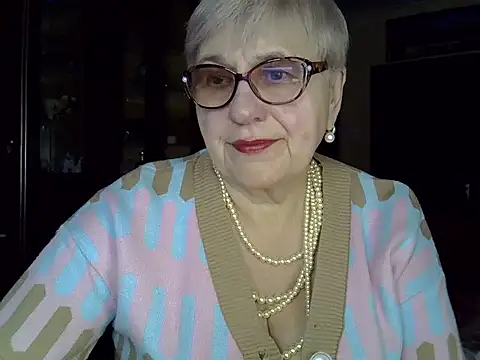 Snapshot of SweetCherry27 chatting on February 13, 2025, 4:07 pm SweetCherry27 online show from February 13, 2025, 4:07 pm