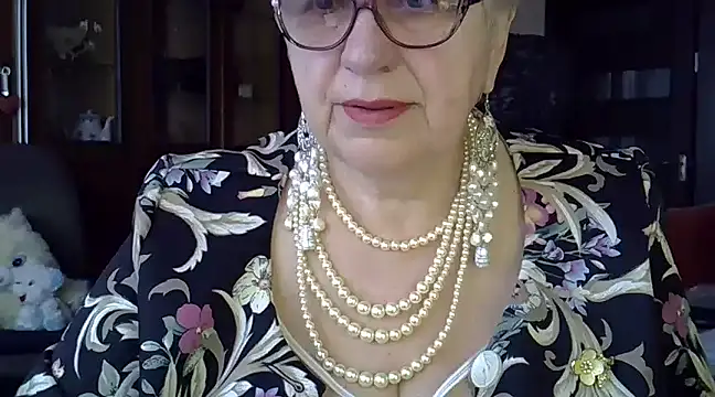 Snapshot of SweetCherry27 chatting on March 16, 2025, 5:03 am SweetCherry27 online show from March 16, 2025, 5:03 am