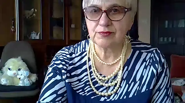 Snapshot of SweetCherry27 chatting on March 16, 2025, 1:38 pm SweetCherry27 online show from March 16, 2025, 1:38 pm
