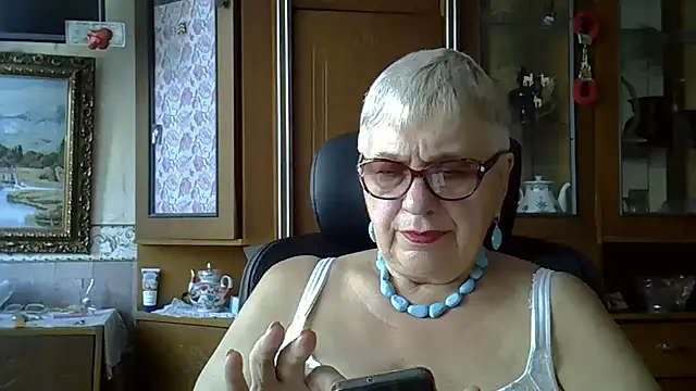 Snapshot of SweetCherry27 chatting on September 11, 2025, 7:08 am SweetCherry27 online show from September 11, 2025, 7:08 am