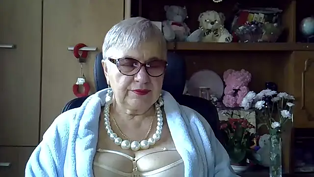 Snapshot of SweetCherry27 chatting on October 9, 2025, 7:06 am SweetCherry27 online show from October 9, 2025, 7:06 am