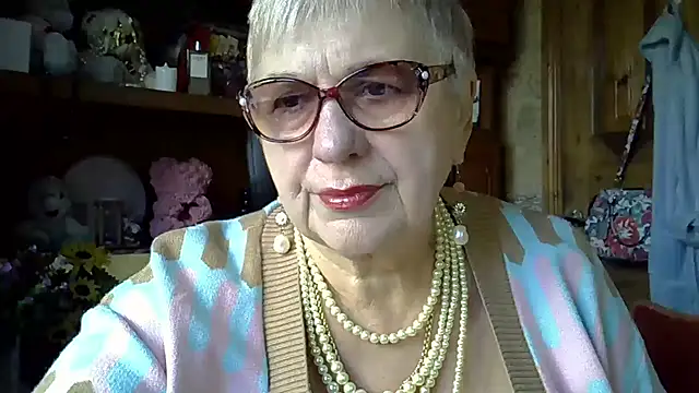 Snapshot of SweetCherry27 chatting on October 16, 2025, 5:41 am SweetCherry27 online show from October 16, 2025, 5:41 am