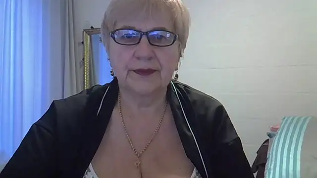 SweetCherry27 online show from March 13, 2026, 6:09 am