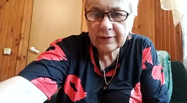 SweetCherry27 online show from June 20, 2026, 4:54 pm