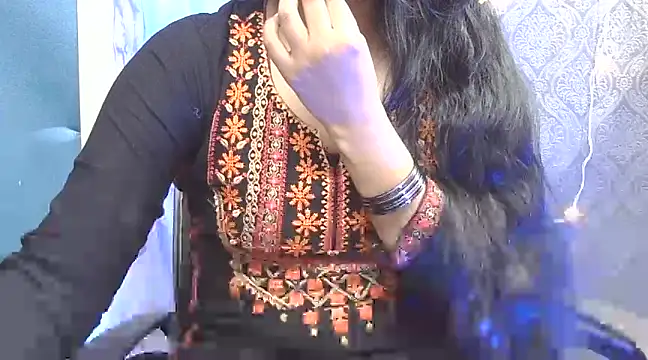 Supriya201 online show from December 14, 2024, 1:27 pm