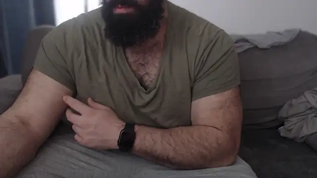 hugemachohandsome online show from March 8, 2026, 7:23 am