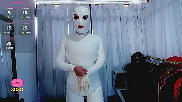 LatexDevil Blondie online show from March 26, 2026, 1:49 pm