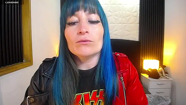 alicia moom online show from December 19, 2024, 8:34 am
