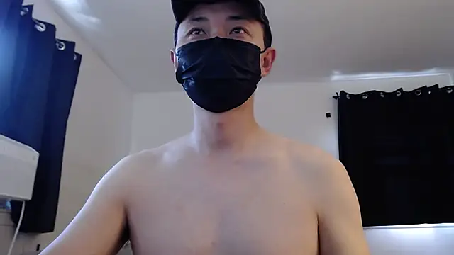 twbobo00715 online show from October 9, 2025, 8:51 pm