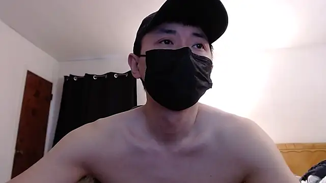 twbobo00715 online show from March 6, 2026, 4:36 pm