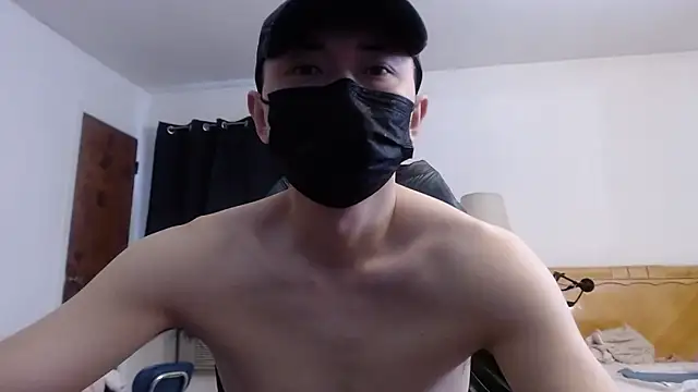 twbobo00715 online show from March 17, 2026, 4:10 pm