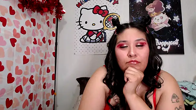 Snapshot of Cupcakecutie449 chatting on February 7, 2025, 6:14 am Cupcakecutie449 online show from February 7, 2025, 6:14 am