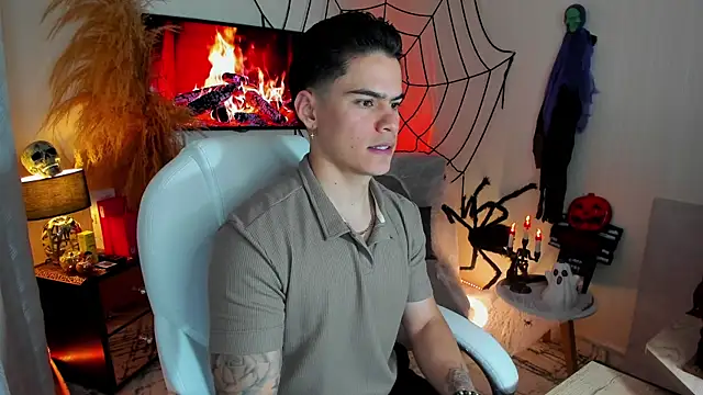 Matias Murrier online show from October 25, 2025, 12:02 pm