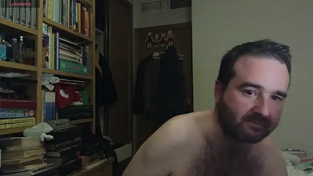 curiosillo83 online show from January 18, 2025, 12:02 am